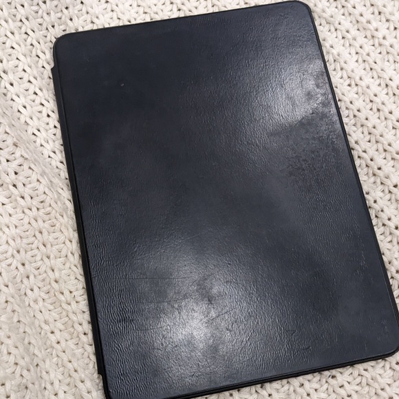 Apple Smart Keyboard Folio for iPad - Picture 2 of 8